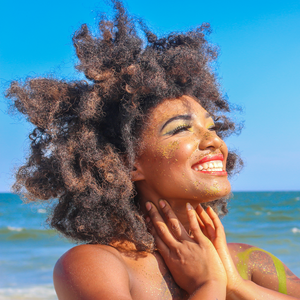Comment prendre soin de ses cheveux en été ?